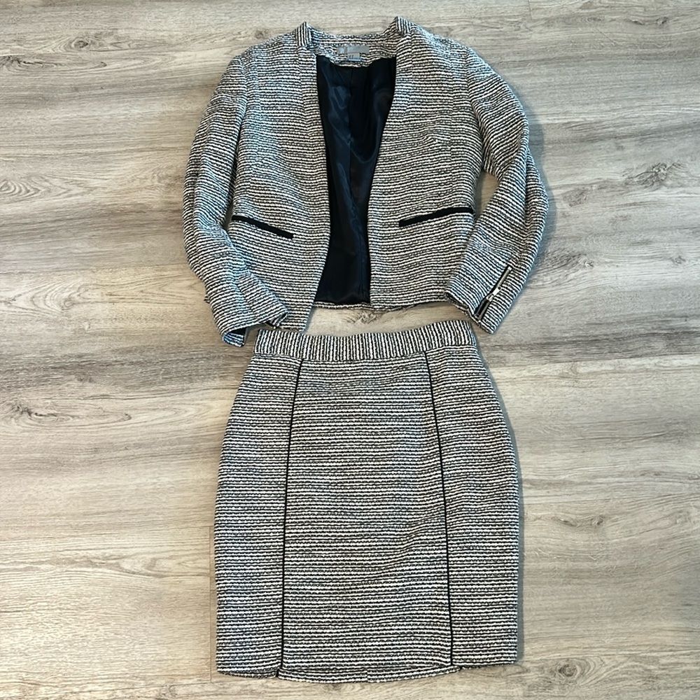 H&M Monochrome Textured Skirt Set